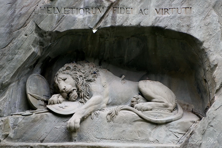 世界上最傷感、最感人的石雕—盧森之獅【原創(chuàng)】 - 晚霞映天 - 晚霞映天的博客